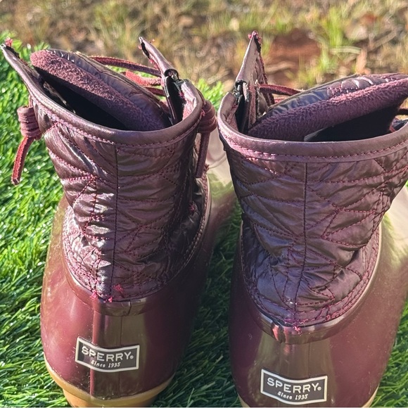 Sperry Women's Quilted Burgundy Women’s Boots Size 10 - Picture 4 of 8